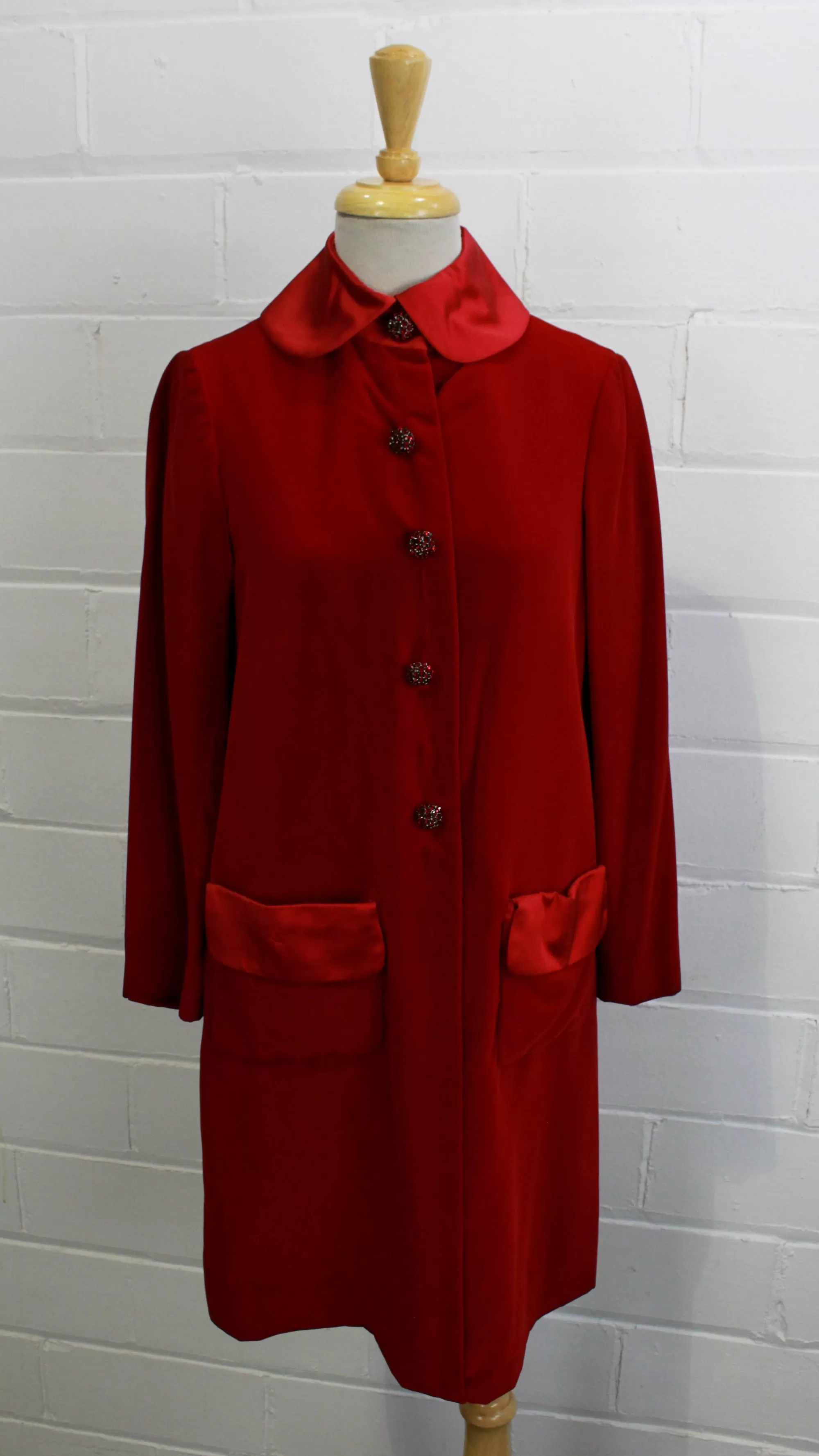 1960s Red Velvet Dress with Peter Pan Collar, Medium