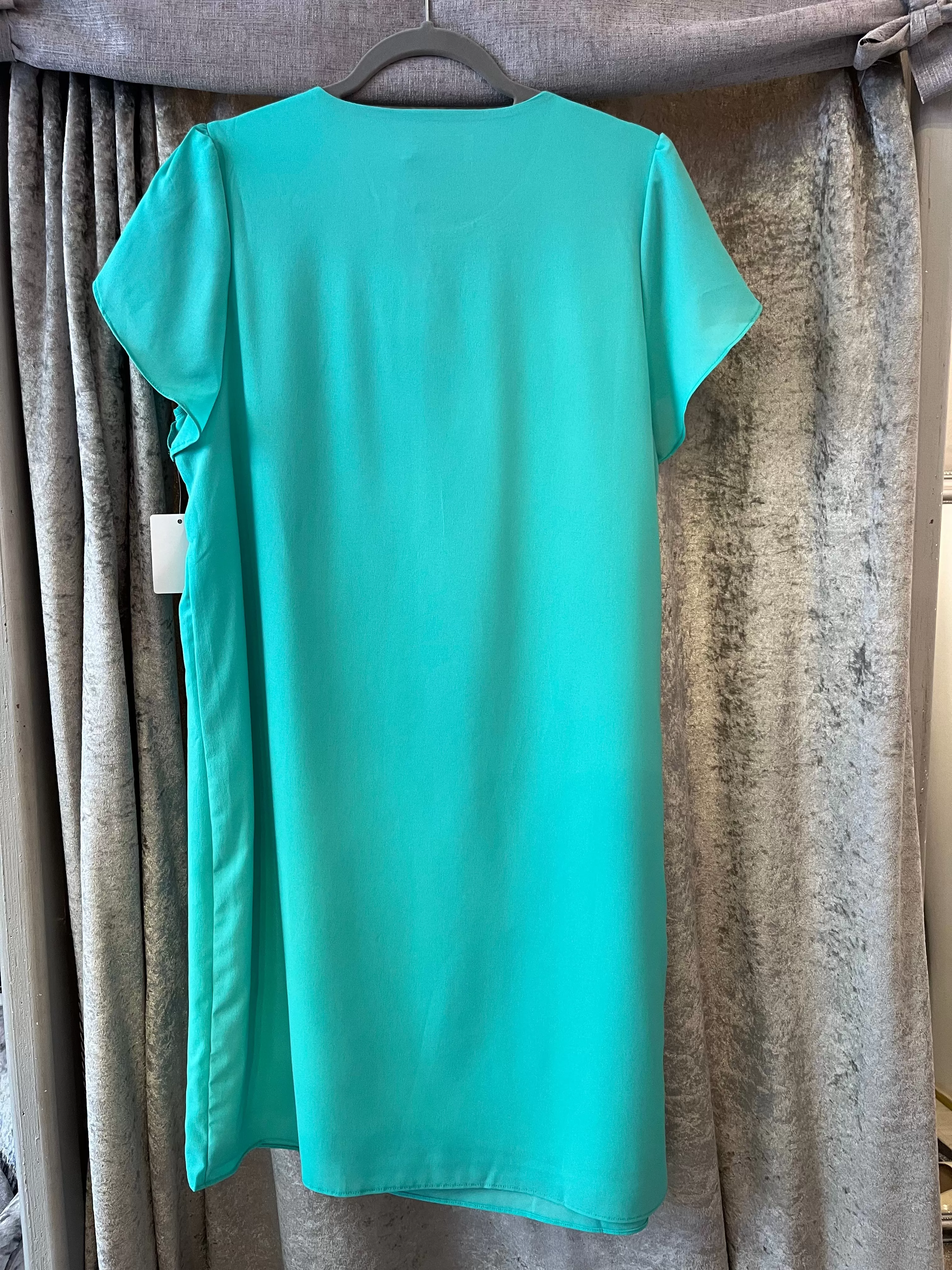 5-A1622 Vicky Mint Shift Dress