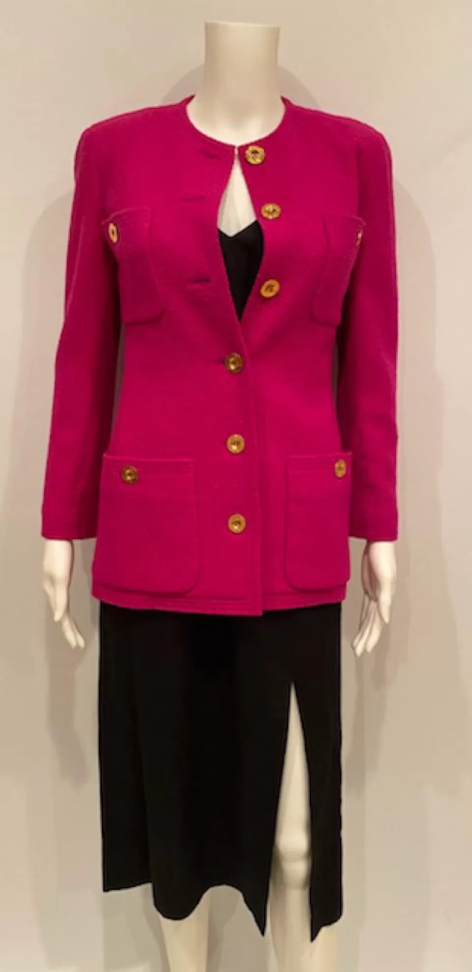 80’s/90’s Vintage Chanel Bright Pink Boucle Wool Long Jacket FR 36