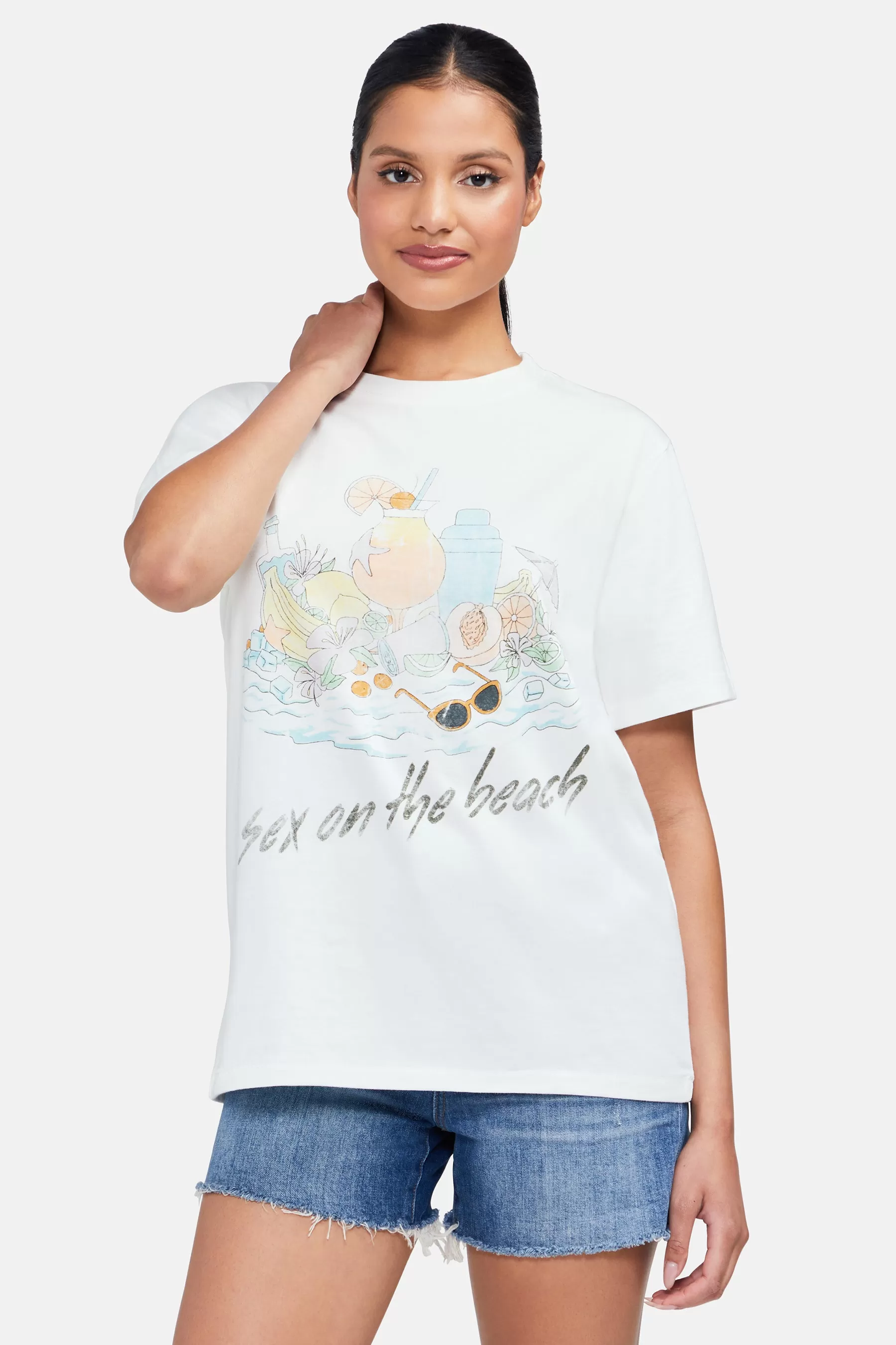 Beach Drinks Ryan Tee | Clean White