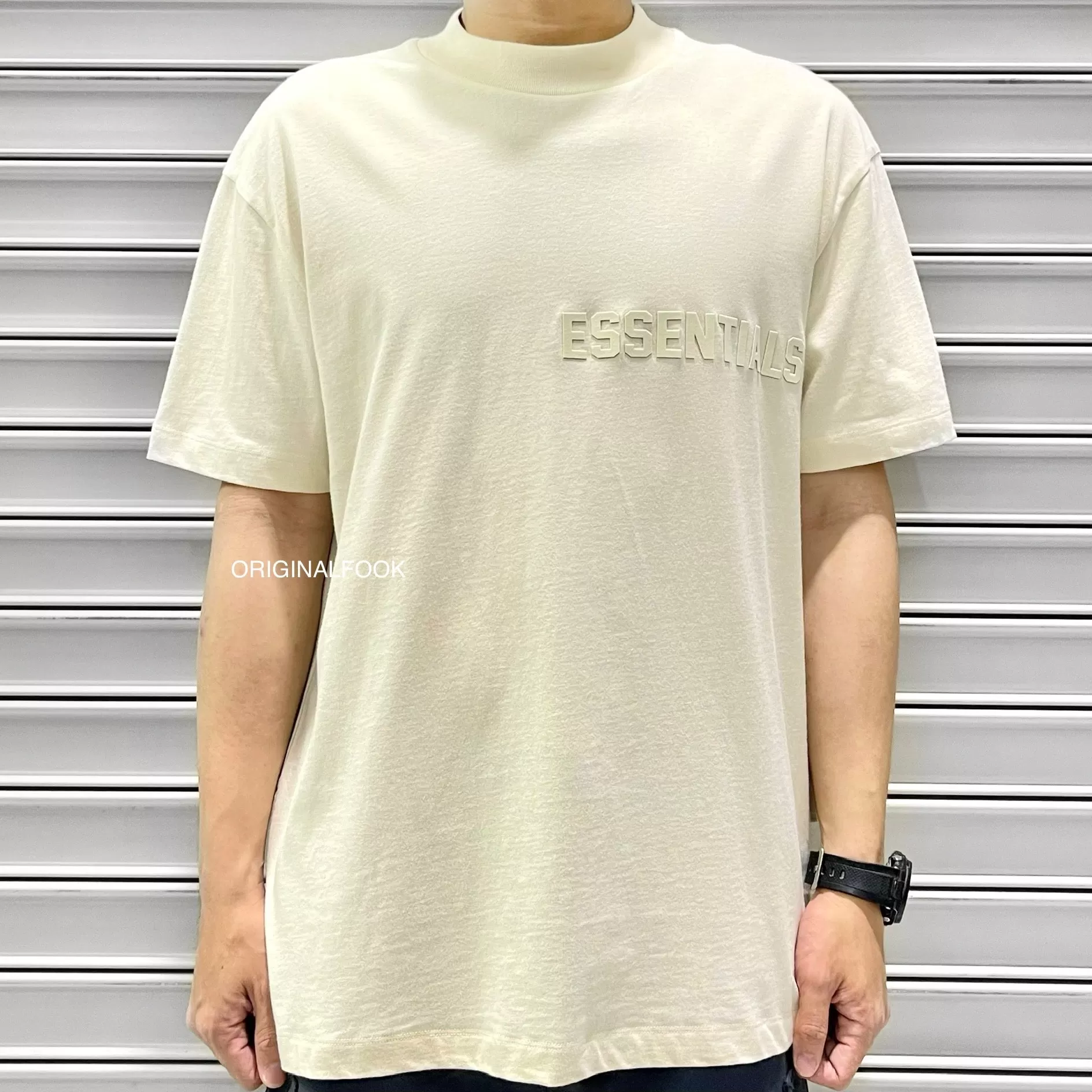 FEAR OF GOD Essentials Felt Logo Tee Shell