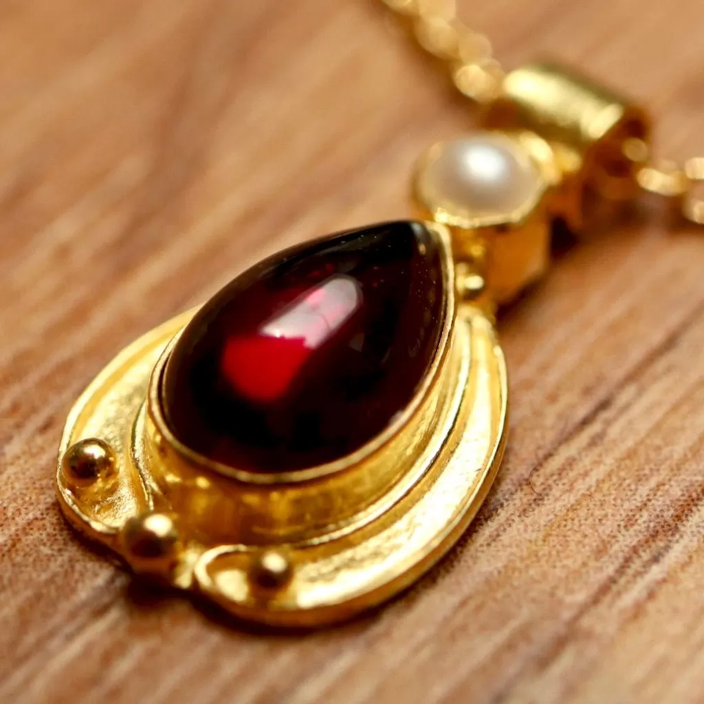 Garnet Lamplight Necklace