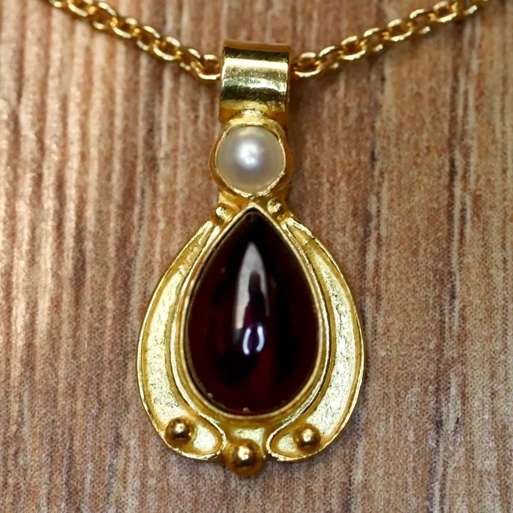 Garnet Lamplight Necklace