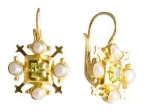 Jeanne De Bourbon Peridot and Pearl Earrings