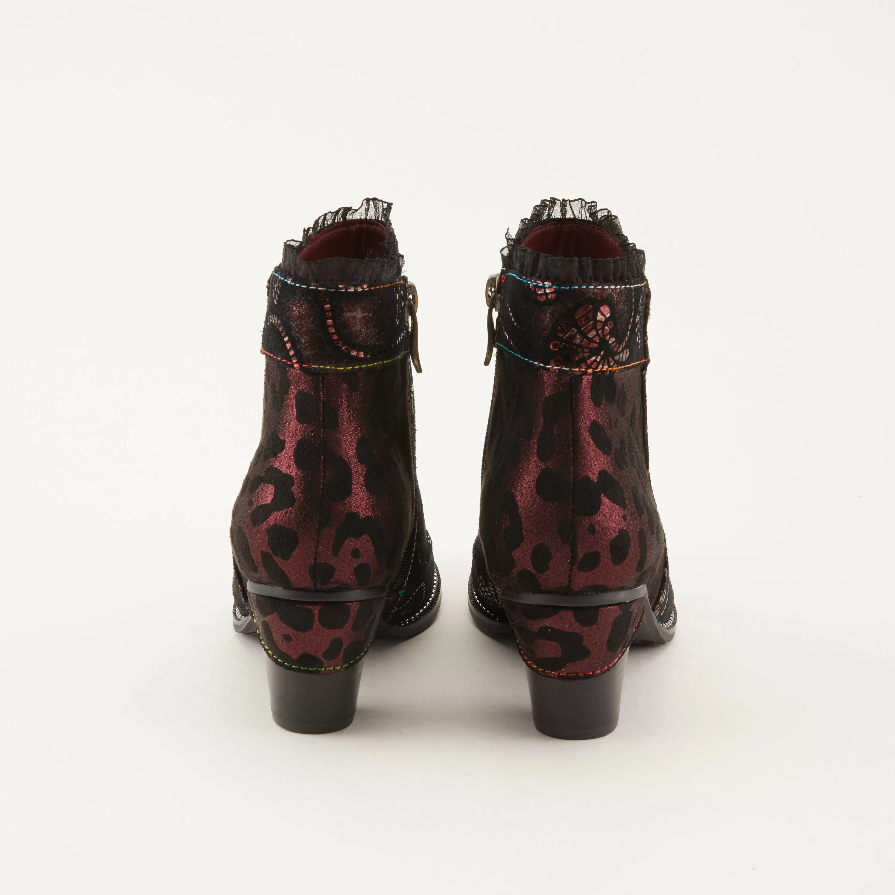 L'ARTISTE DESSA BOOTIE