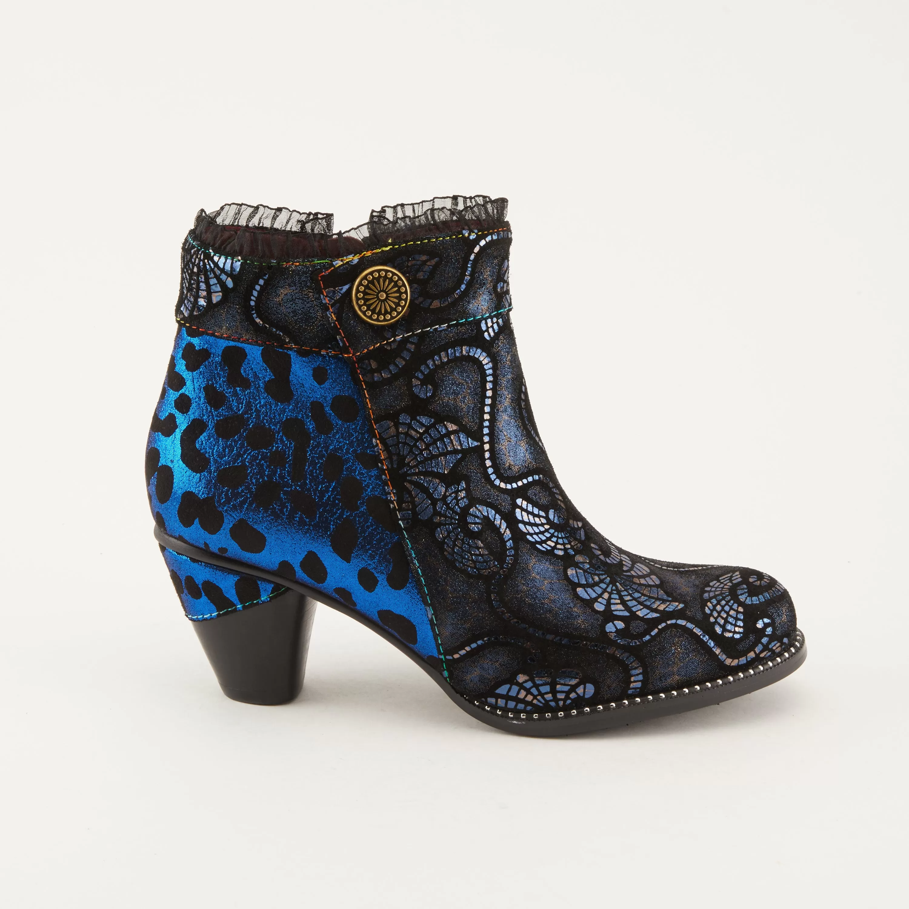 L'ARTISTE DESSA BOOTIE