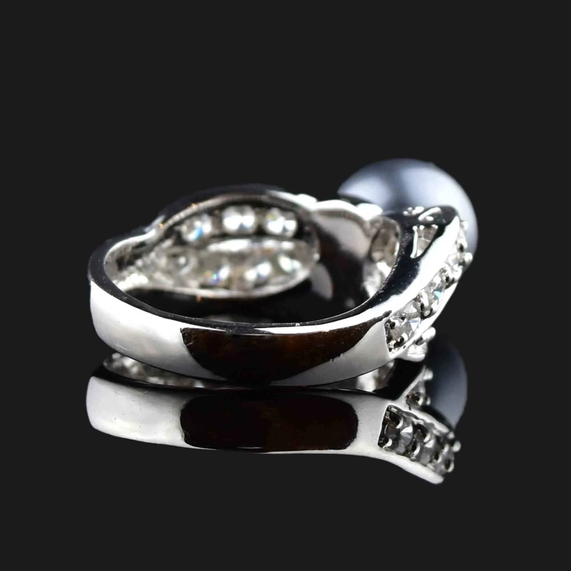 Silver Quartz Black Pearl Statement Ring