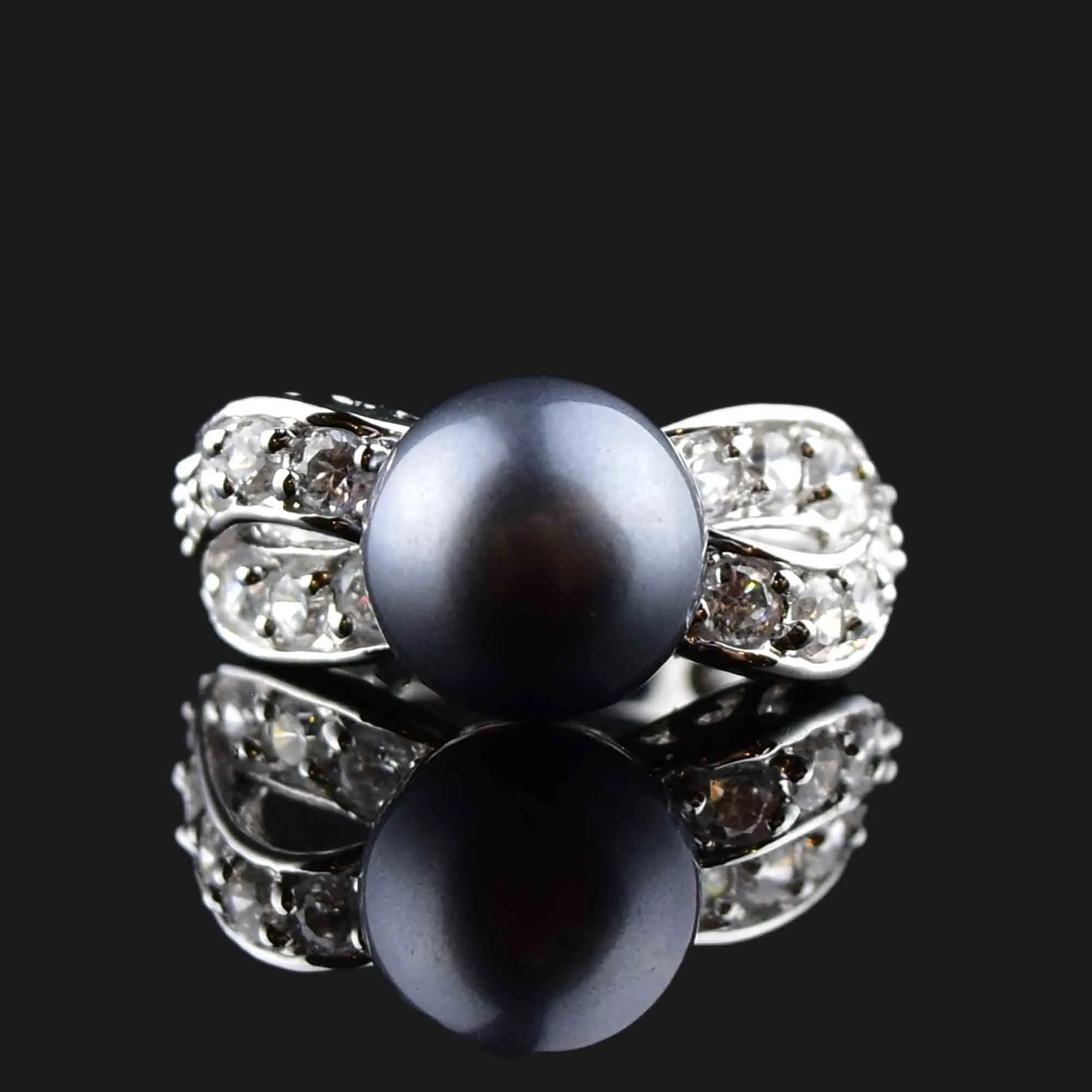 Silver Quartz Black Pearl Statement Ring