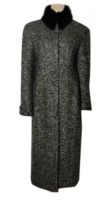 Sophisticated Chanel 02A 2002 Fall Long Wool Tweed Black White Duster Removable Fur Trim Collar Coat Jacket FR 40